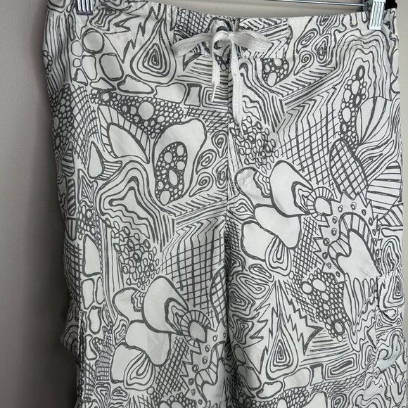 Hangten white swim trunks size x large‎ - Picture 5 of 5